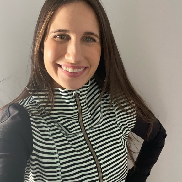 lululemon zip up - Picture 3 of 4